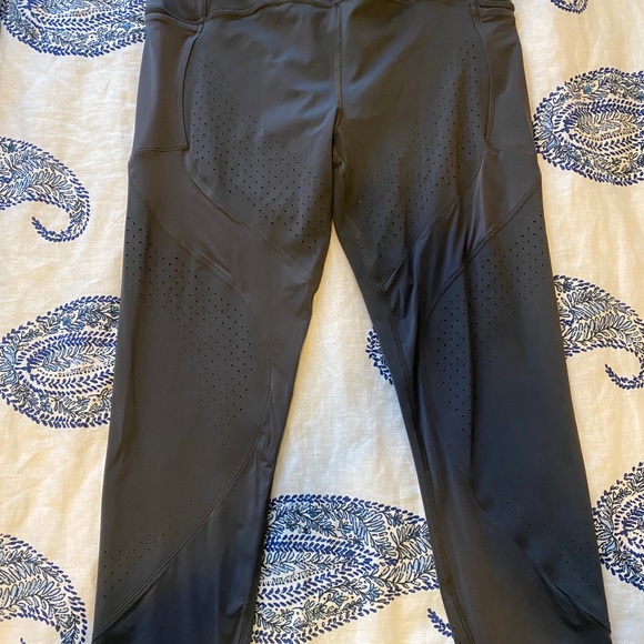 lulu lemon leggings - Picture 5 of 5